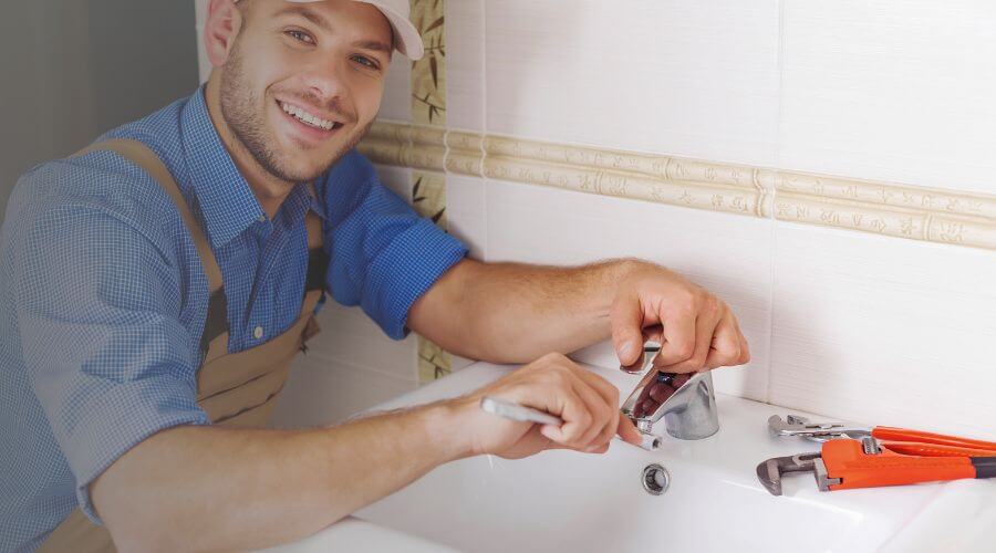 Faucet installation and upgrades in Schneider, IN
